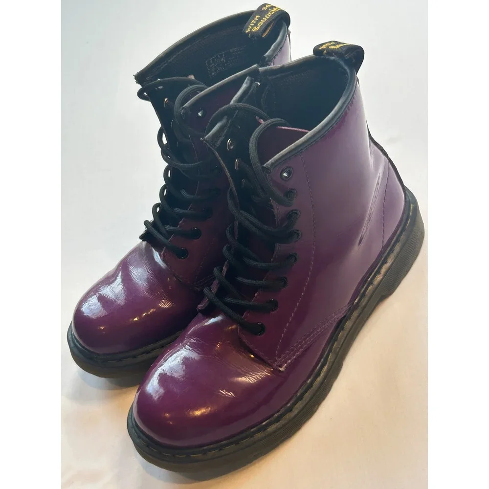 Dr. Martens 1460 Deluxe Boots Kids Size 6 Purple Patent Leather Lace Up Zip
